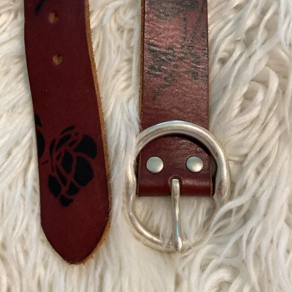 Lucky Brand Brown &Black Leather Belt with Distressed Finish and silver buckle - Picture 10 of 12